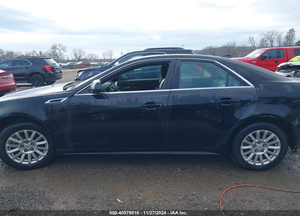 2011 CADILLAC CTS LUXURY VIN: 1G6DG5EY3B0113326