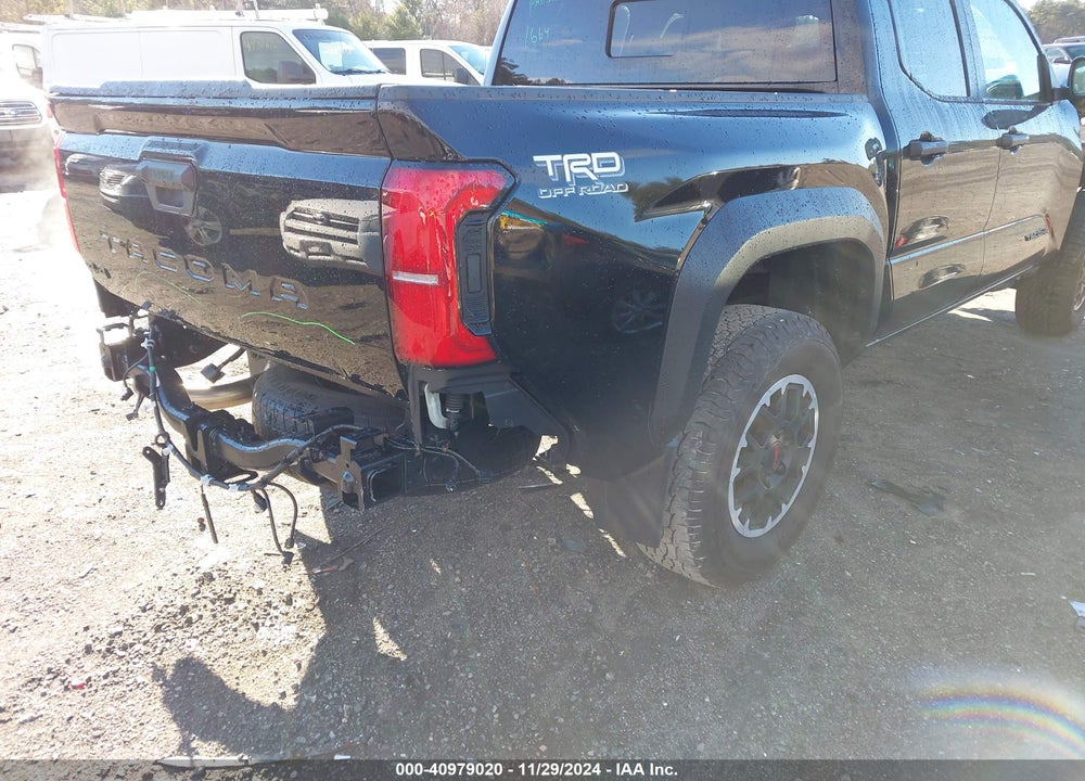 2024 TOYOTA TACOMA DOUBLE CAB/SR5/TRD SPORT/TRD OFF ROAD/LTD VIN: 3TMLB5JN0RM008463