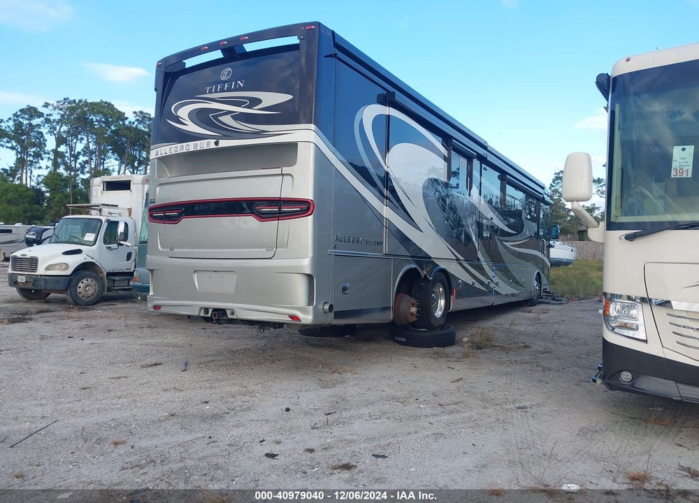 2021 TIFFIN MOTORHOMES INC ALLEGRO BUS VIN: 5VBBAK7A5MA121534