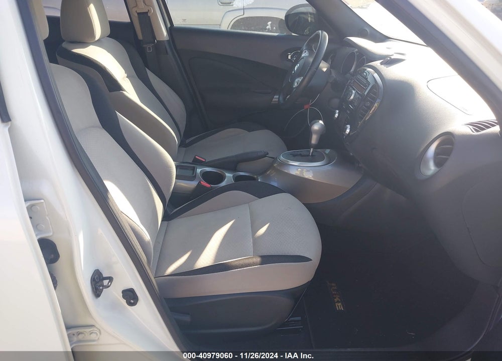 2012 NISSAN JUKE S/SV/SL VIN: JN8AF5MR7CT118031