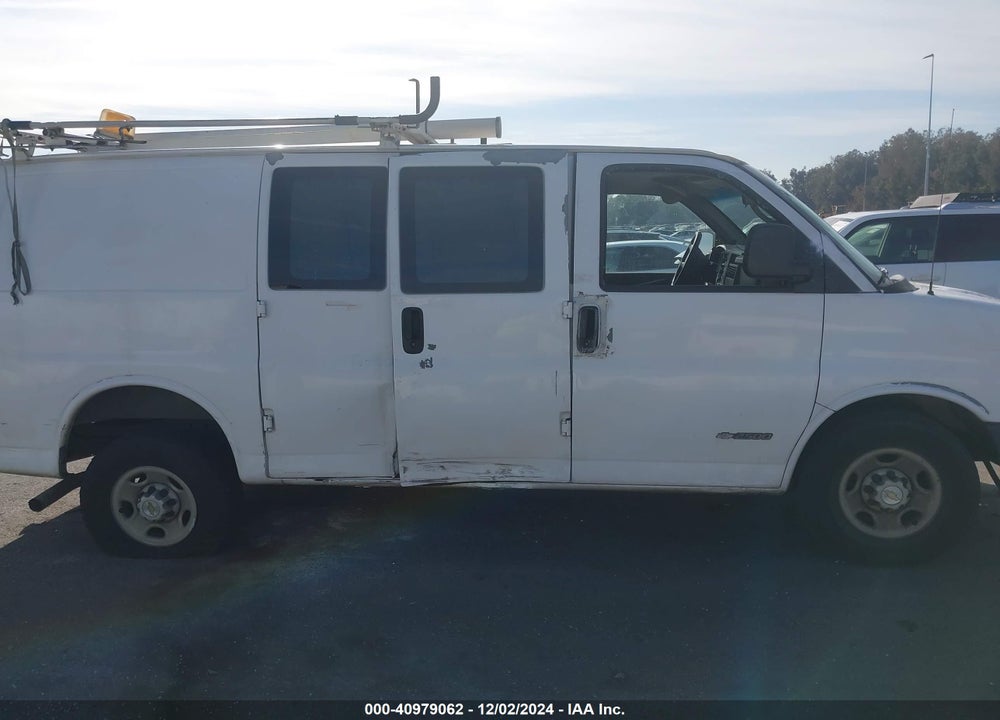 2005 CHEVROLET EXPRESS VIN: 1GCGG25V751157620