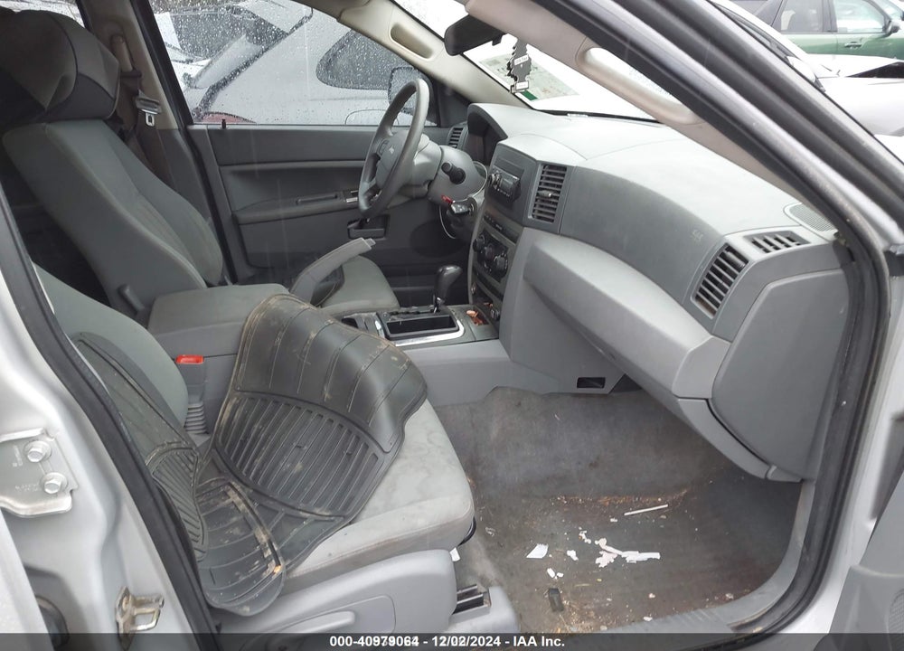 2005 JEEP GRAND CHEROKEE LAREDO VIN: 1J4GR48K75C596774