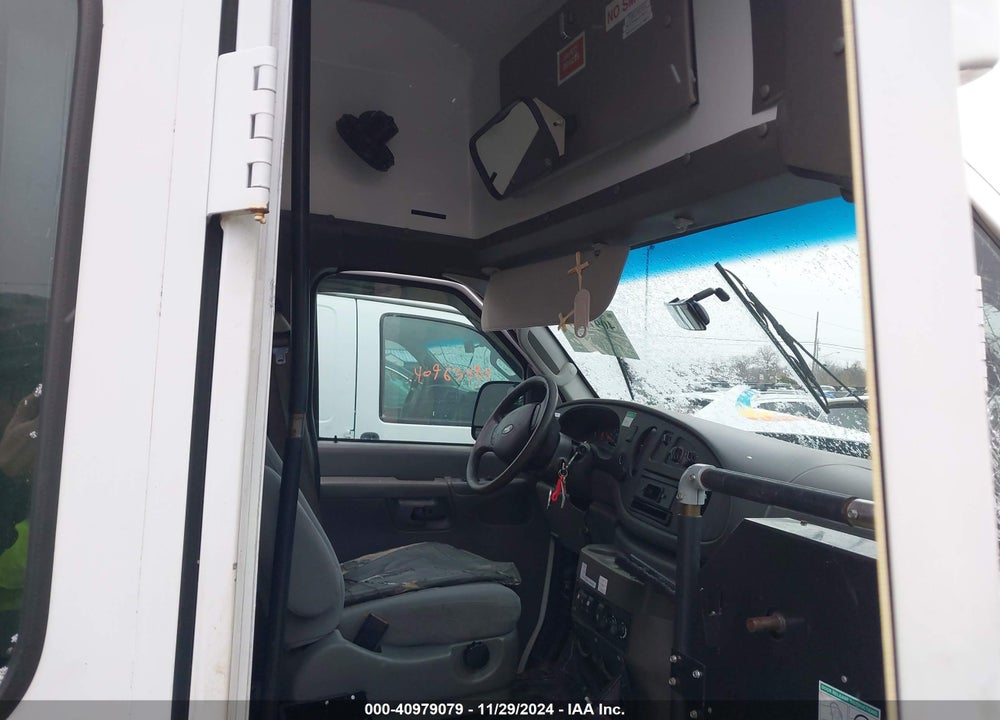 2006 FORD E-350 SUPER DUTY COMMERCIAL/RECREATIONAL VIN: 1FTSS34L16DA27718