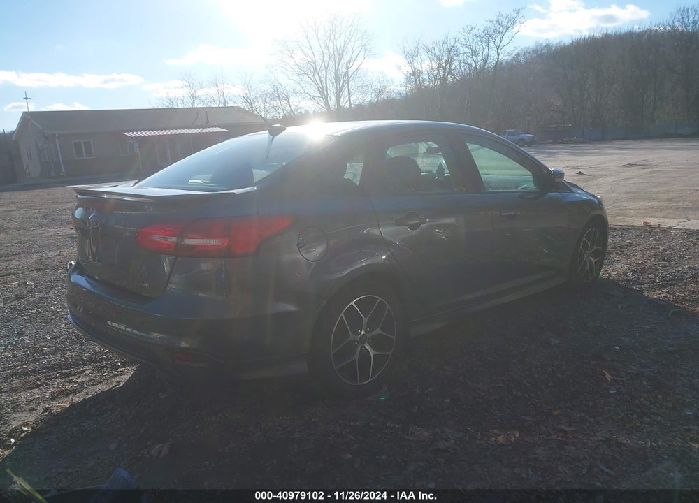 2015 FORD FOCUS SE VIN: 1FADP3F20FL217004