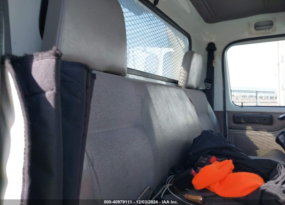 1999 INTERNATIONAL 4000 4700 VIN: 1HTSCABM4XH669733