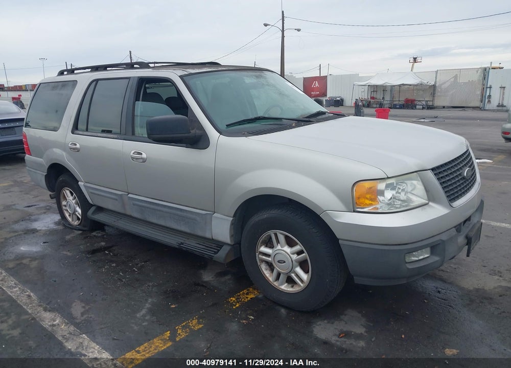 2005 FORD EXPEDITION XLT VIN: 1FMPU15575LA30529