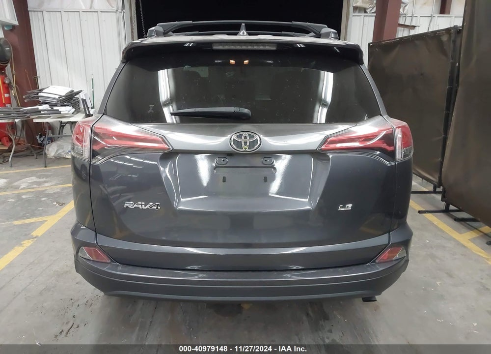 2018 TOYOTA RAV4 LE VIN: JTMZFREV0JJ162429