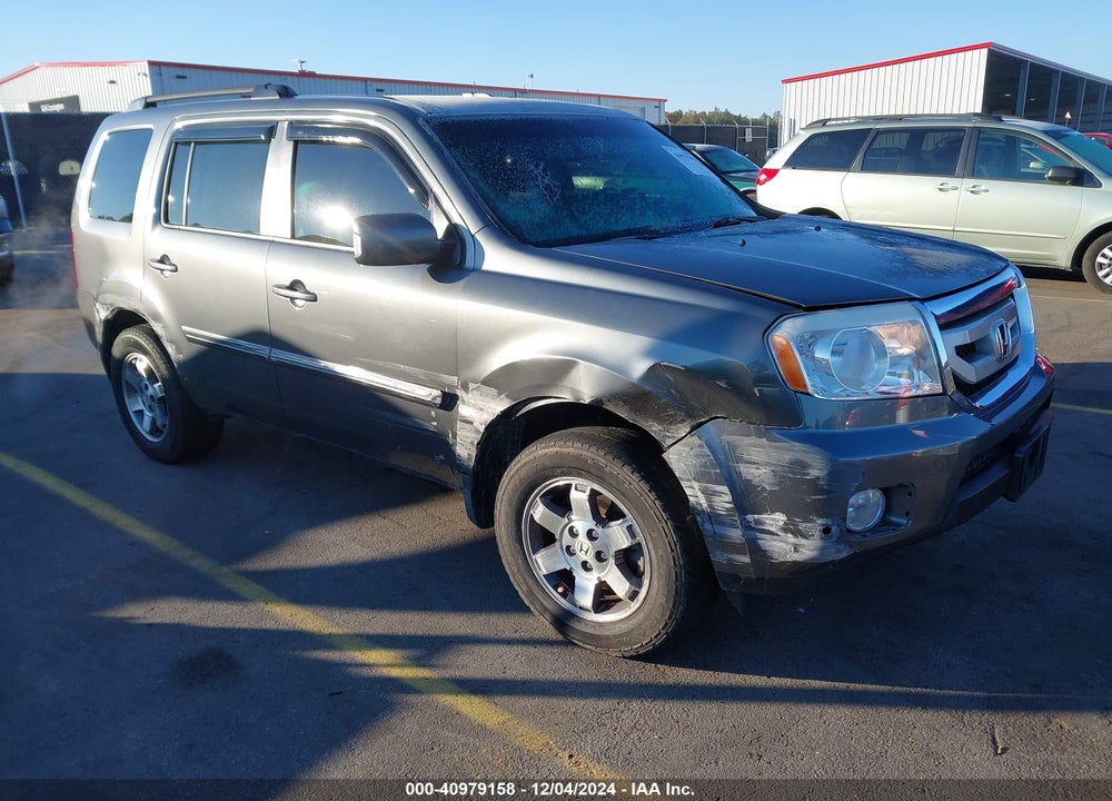 2011 HONDA PILOT TOURING VIN: 5FNYF3H94BB001873