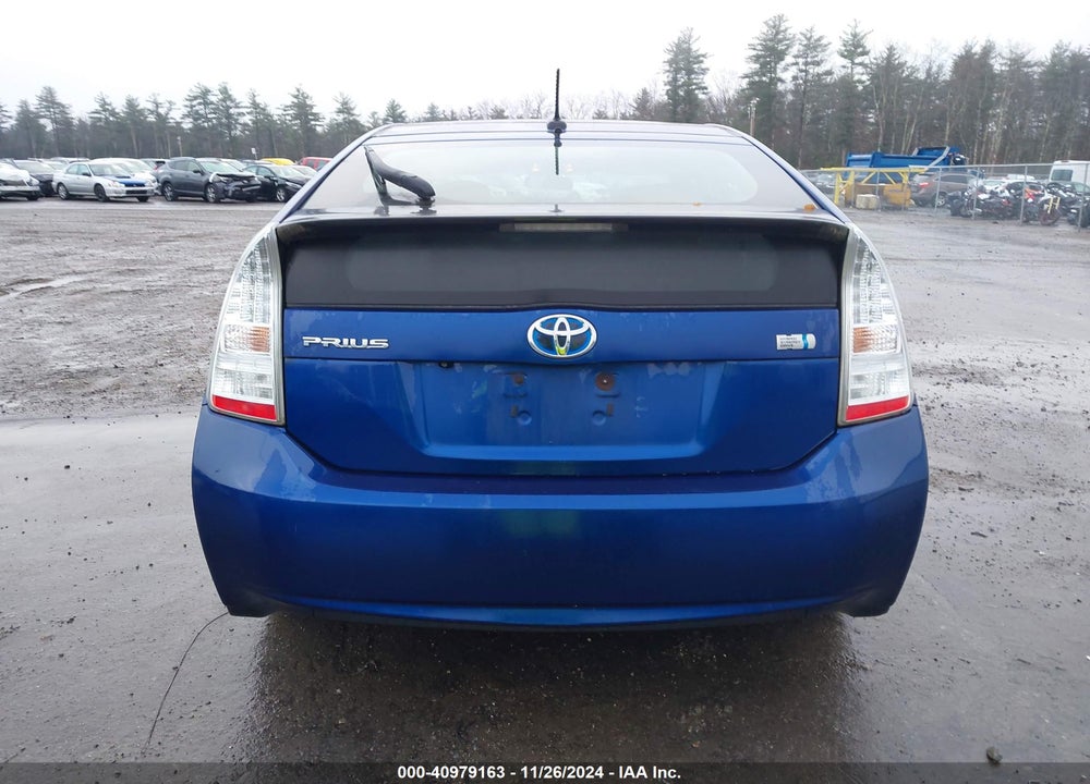 2011 TOYOTA PRIUS THREE VIN: JTDKN3DU2B0253543