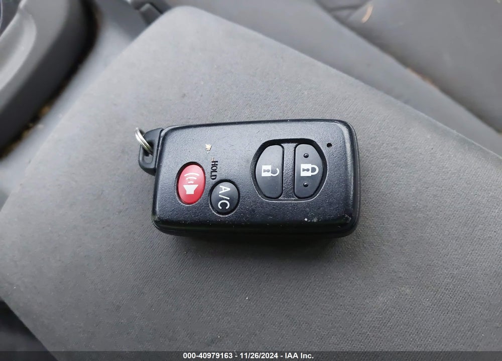 2011 TOYOTA PRIUS THREE VIN: JTDKN3DU2B0253543
