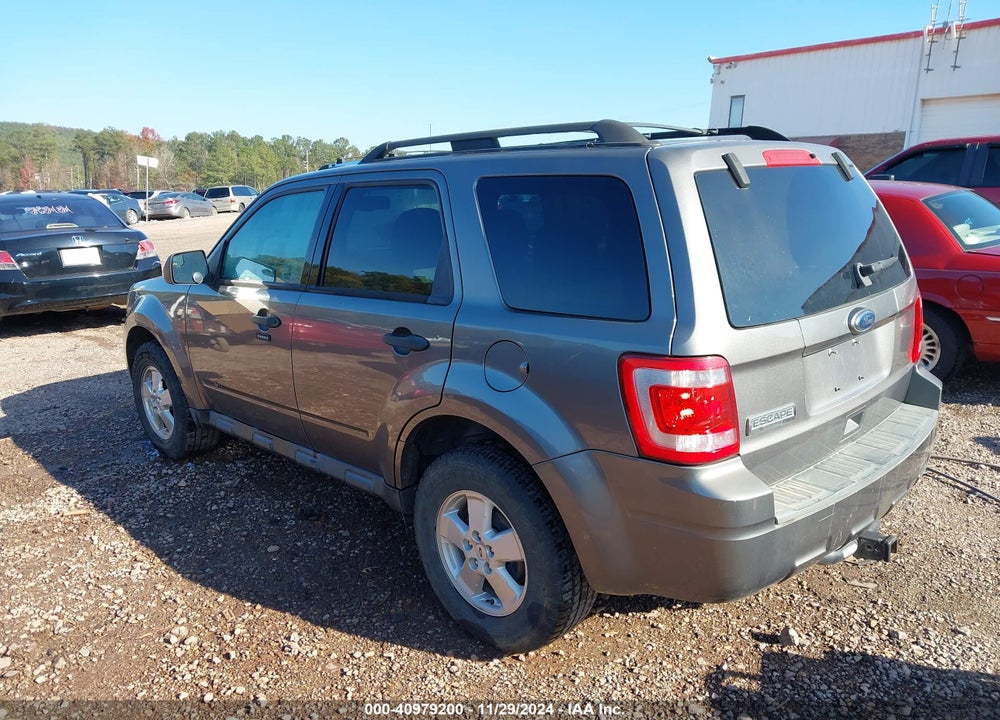 2010 FORD ESCAPE XLT VIN: 1FMCU9D73AKC79331