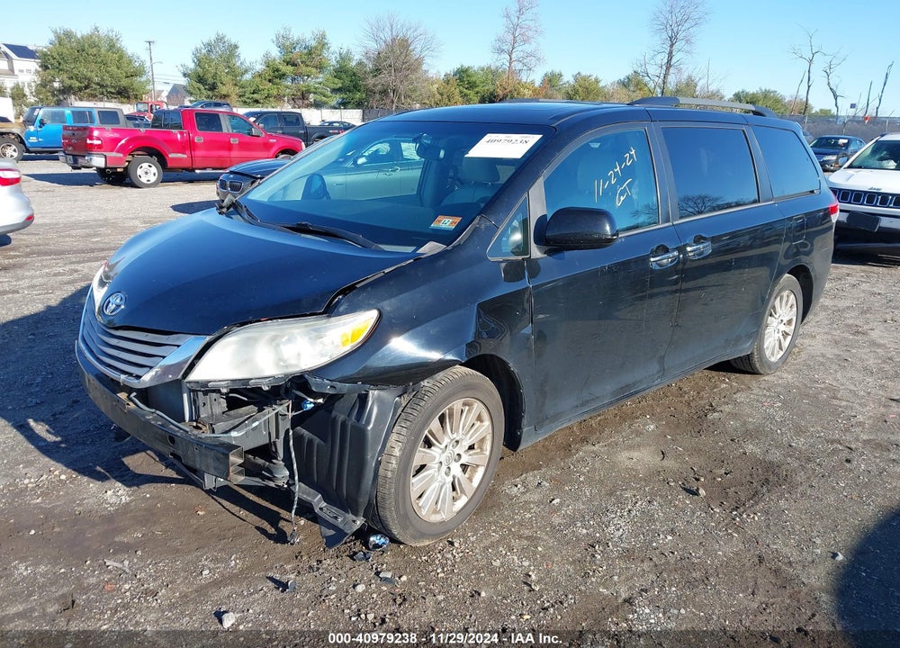 2013 TOYOTA SIENNA XLE LIMITED VIN: 5TDDK3DC3DS051884