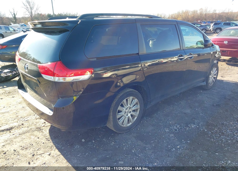 2013 TOYOTA SIENNA XLE LIMITED VIN: 5TDDK3DC3DS051884