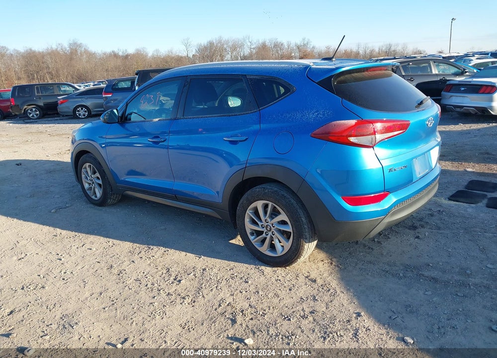 2016 HYUNDAI TUCSON SE VIN: KM8J3CA47GU119211