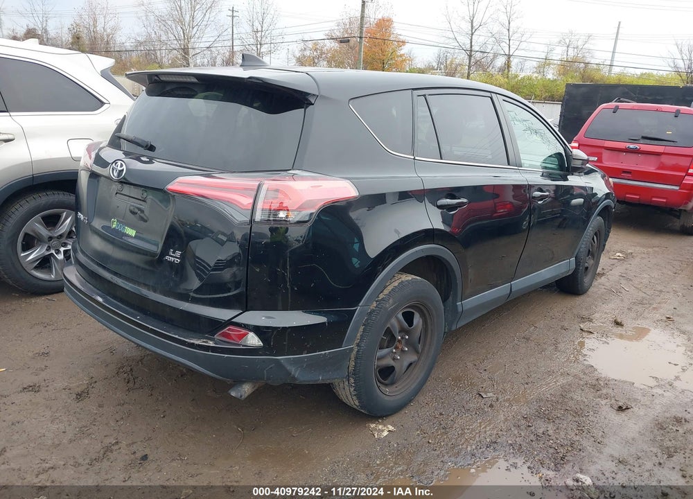 2018 TOYOTA RAV4 LE VIN: 2T3BFREVXJW723044