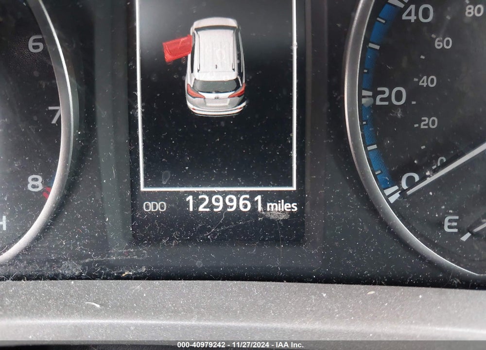 2018 TOYOTA RAV4 LE VIN: 2T3BFREVXJW723044