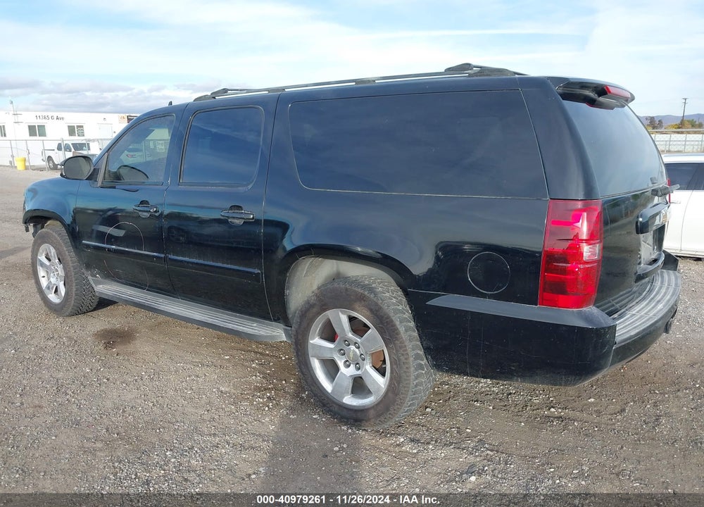 2007 CHEVROLET SUBURBAN 1500 LT VIN: 3GNFC16067G165000