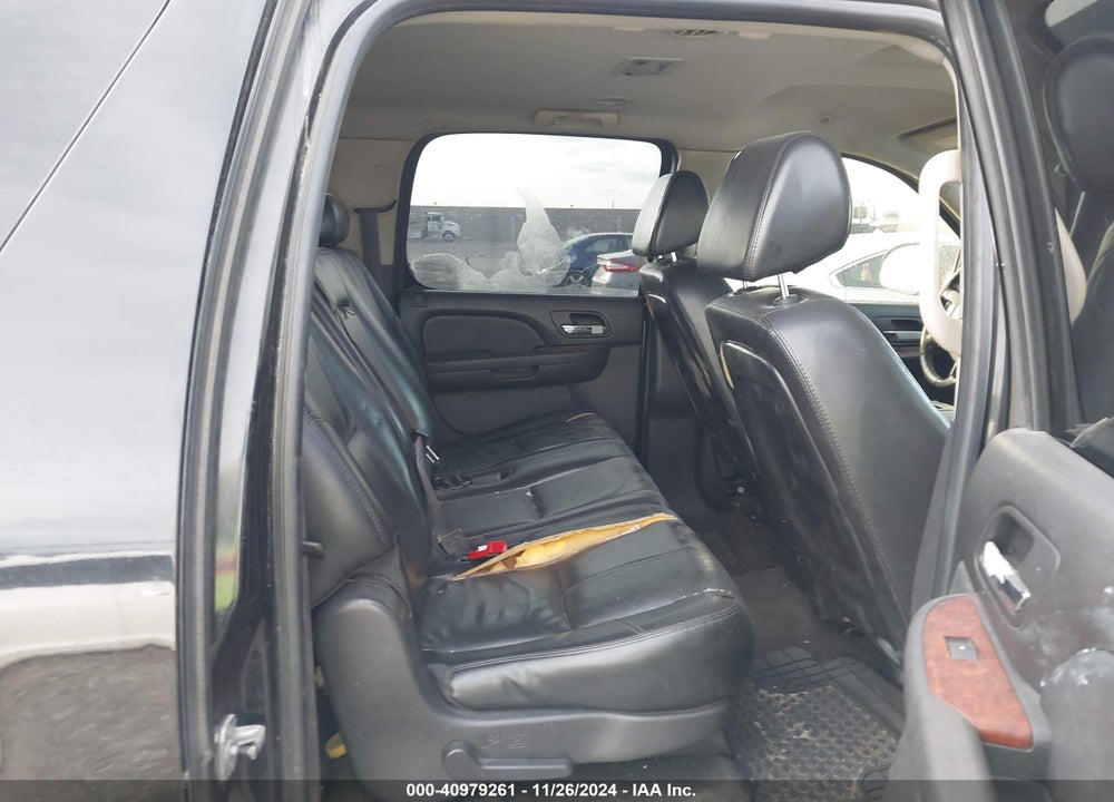 2007 CHEVROLET SUBURBAN 1500 LT VIN: 3GNFC16067G165000