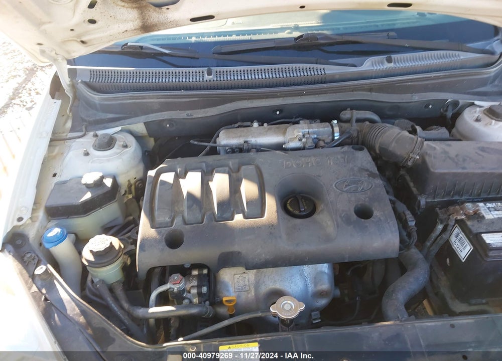 2008 HYUNDAI ACCENT GS VIN: KMHCM36C48U104947
