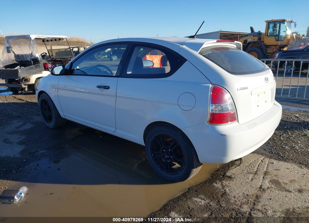 2008 HYUNDAI ACCENT GS VIN: KMHCM36C48U104947