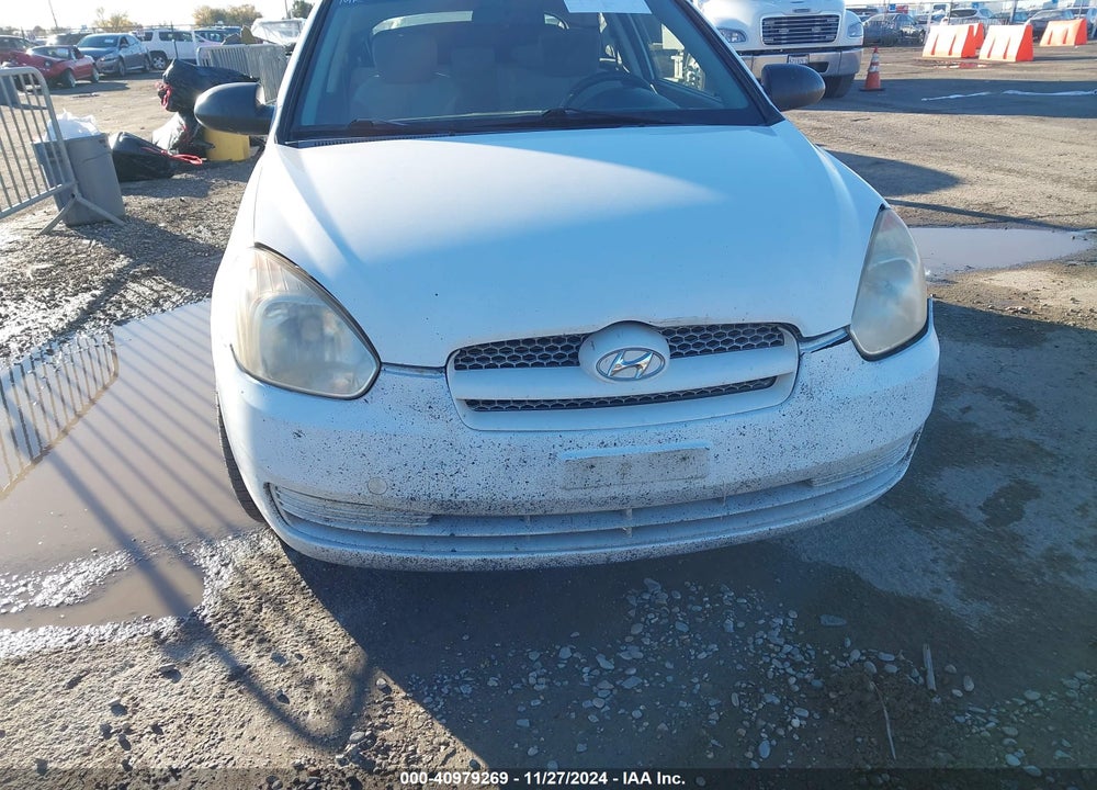 2008 HYUNDAI ACCENT GS VIN: KMHCM36C48U104947