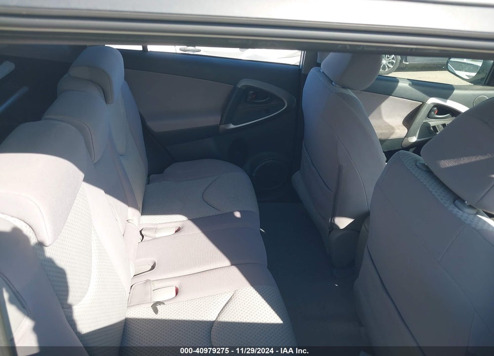 2006 TOYOTA RAV4 VIN: JTMBD33V265002494