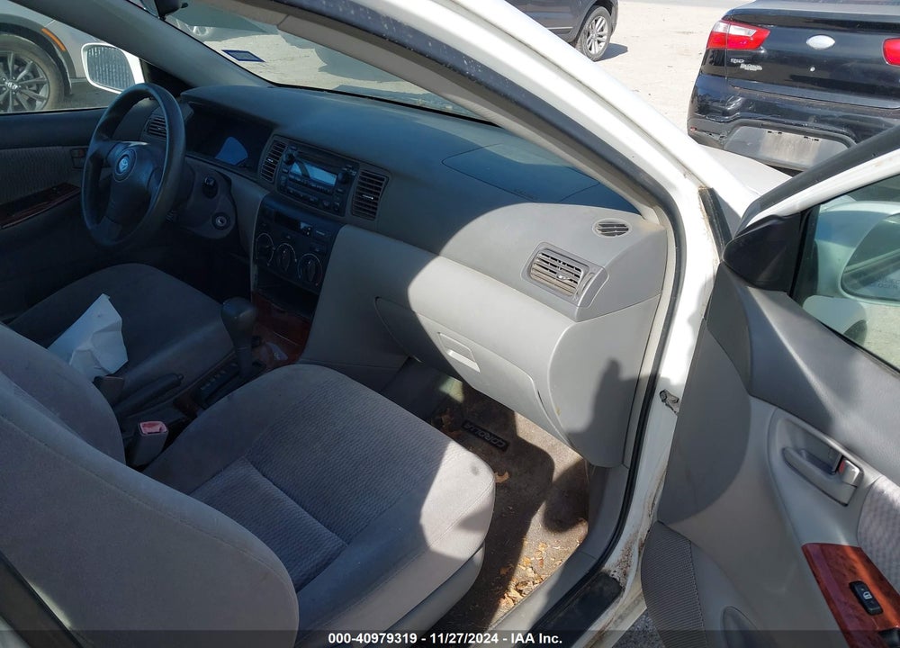 2005 TOYOTA COROLLA LE VIN: JTDBR32E252048930