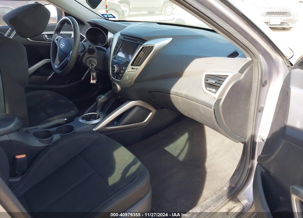 2016 HYUNDAI VELOSTER VIN: KMHTC6AD6GU261348