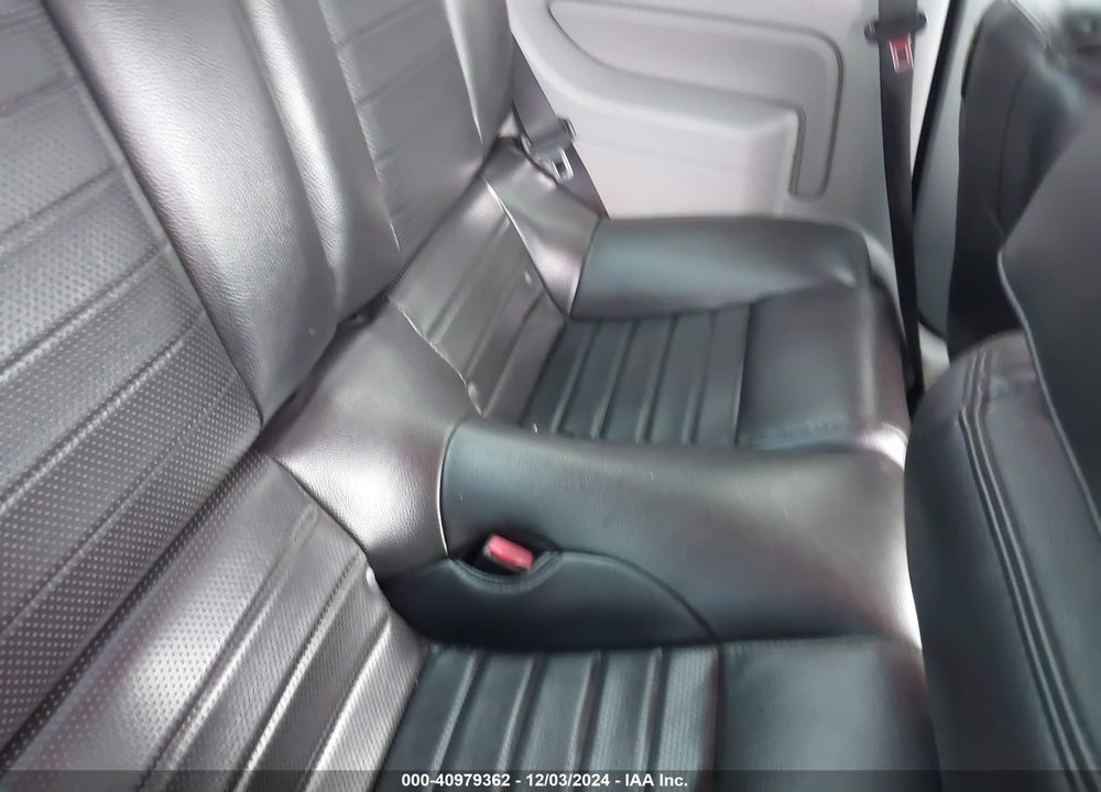 2006 FORD MUSTANG V6 VIN: 1ZVFT80N965164349