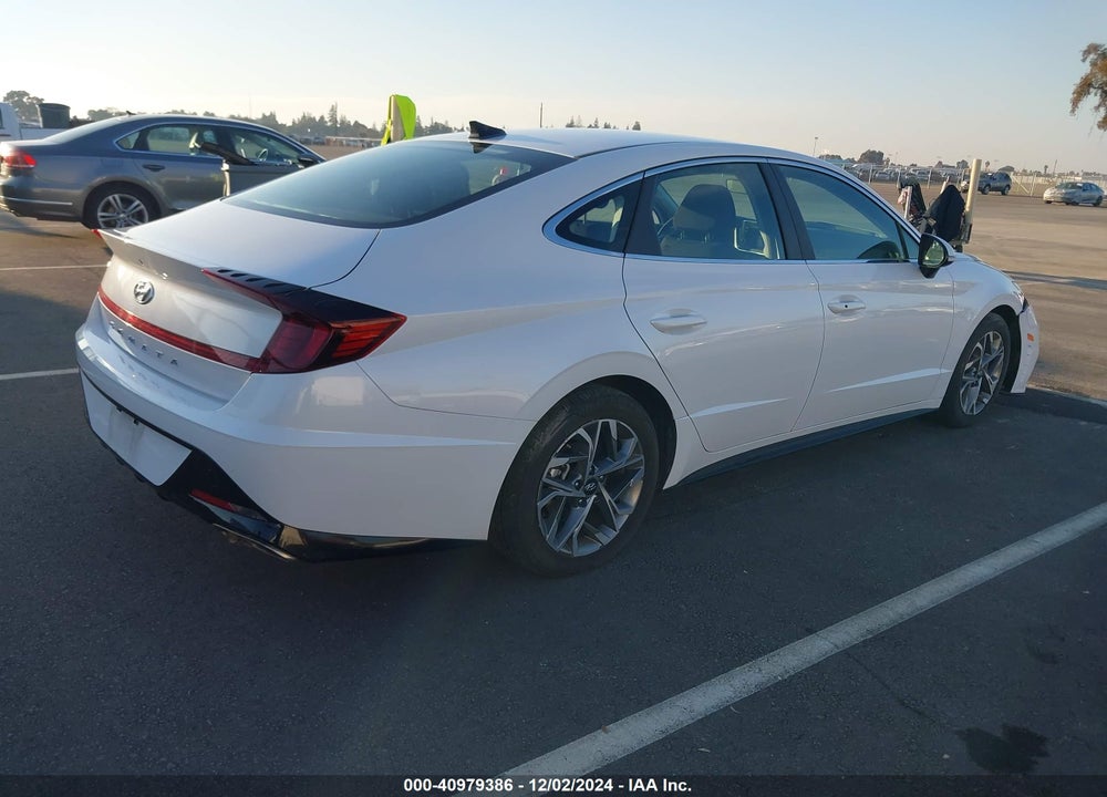 2022 HYUNDAI SONATA SEL VIN: KMHL64JA5NA174928