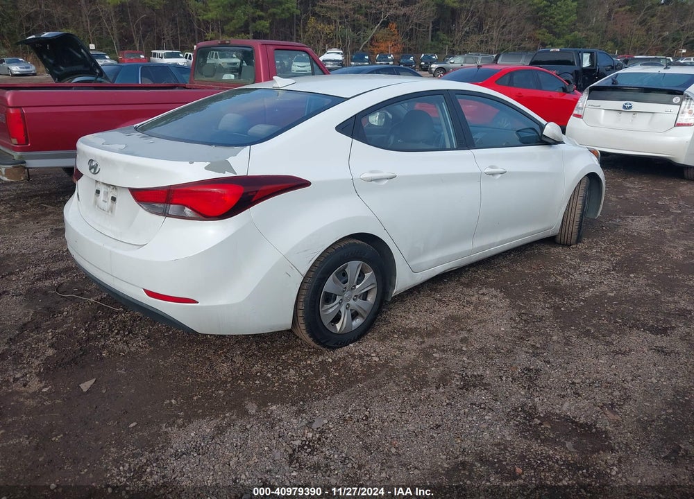 2016 HYUNDAI ELANTRA SE VIN: 5NPDH4AE5GH714330