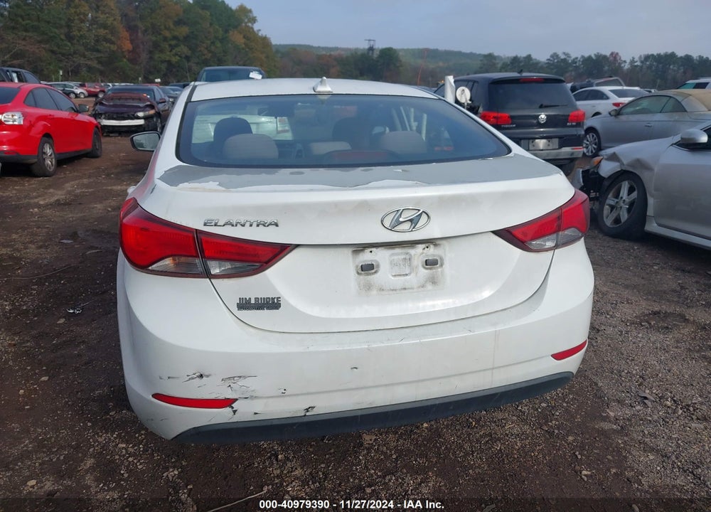 2016 HYUNDAI ELANTRA SE VIN: 5NPDH4AE5GH714330
