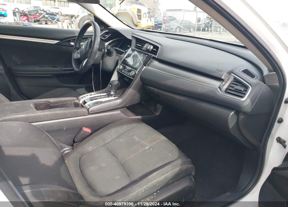 2018 HONDA CIVIC EX VIN: 2HGFC2F79JH569395