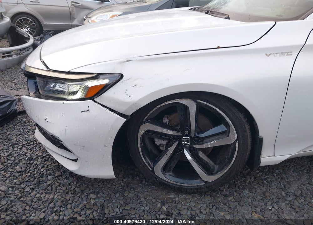 2018 HONDA ACCORD SPORT VIN: 1HGCV1F32JA028482