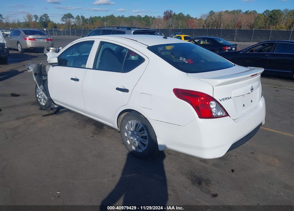 2017 NISSAN VERSA 1.6 S+ VIN: 3N1CN7AP4HL854557