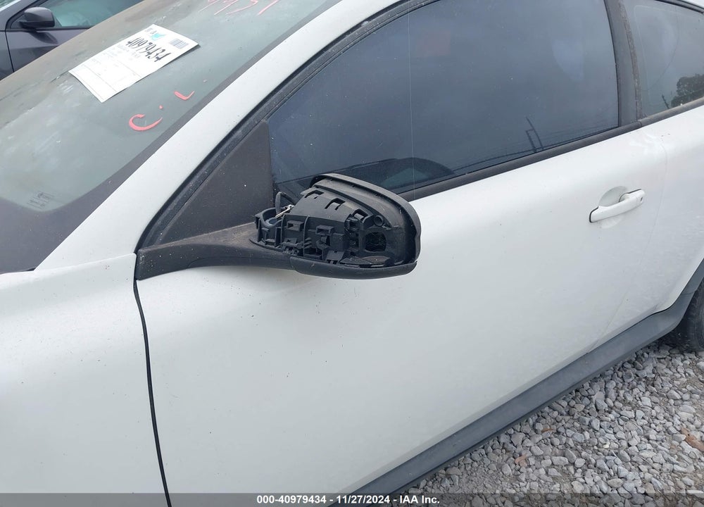 2010 VOLVO C30 VIN: YV1672MK0A2176365