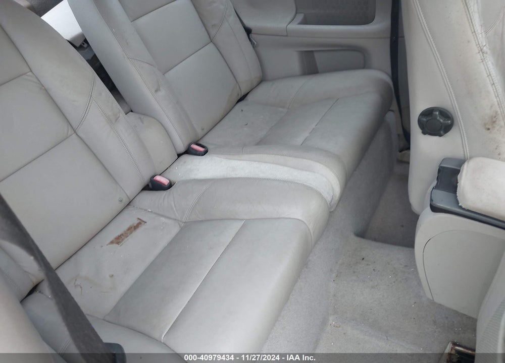 2010 VOLVO C30 VIN: YV1672MK0A2176365