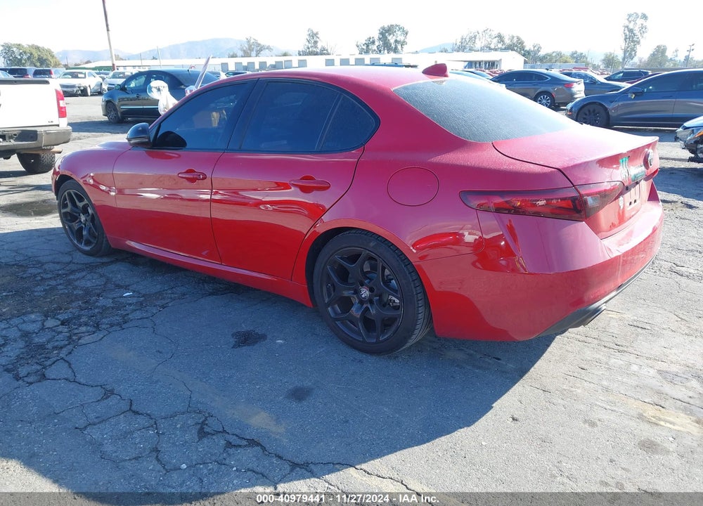 2021 ALFA ROMEO GIULIA RWD VIN: ZARFAMAN3M7647357