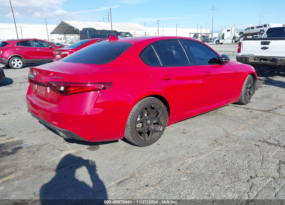 2021 ALFA ROMEO GIULIA RWD VIN: ZARFAMAN3M7647357