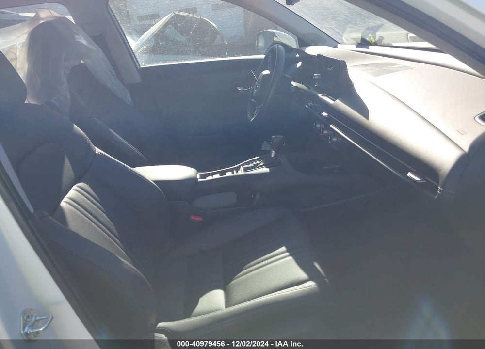 2024 HONDA HR-V AWD EX-L/AWD EX-L W/O BSI VIN: 3CZRZ2H74RM739788