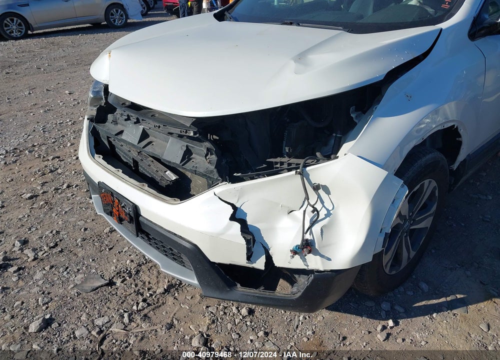 2018 HONDA CR-V LX VIN: 2HKRW6H33JH223595