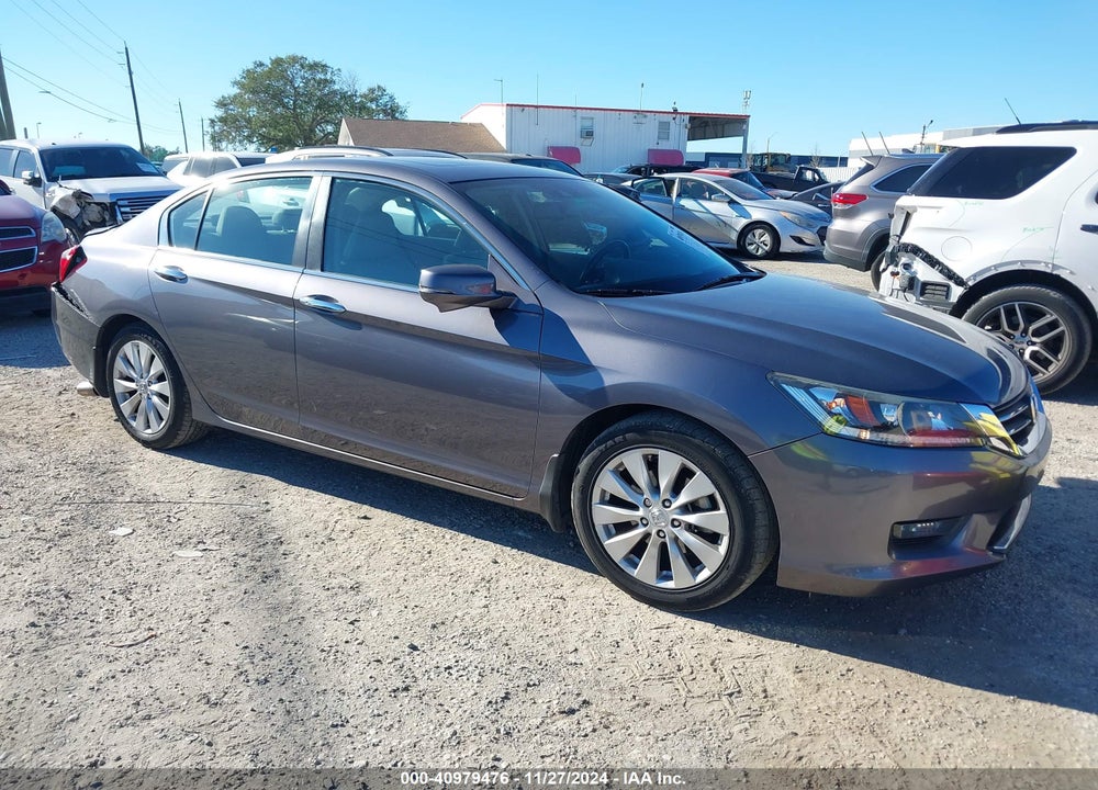 2015 HONDA ACCORD EX-L VIN: 1HGCR2F89FA198884