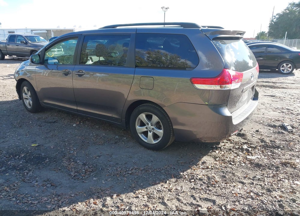 2012 TOYOTA SIENNA LE V6 8 PASSENGER VIN: 5TDKK3DC4CS267040