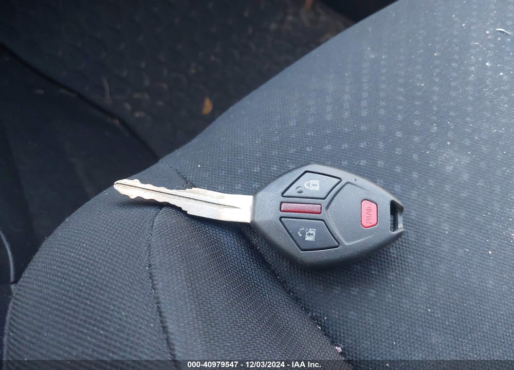 2015 MITSUBISHI OUTLANDER SPORT ES VIN: 4A4AP3AU0FE033314
