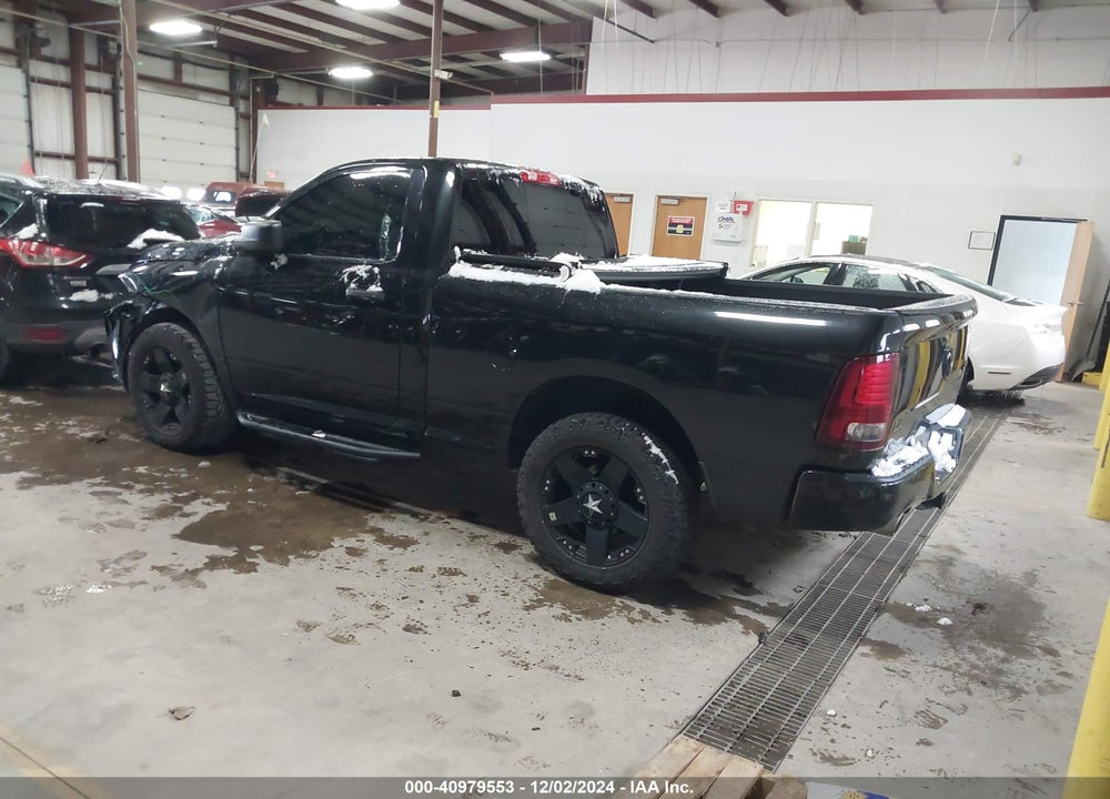 2015 RAM 1500 VIN: 3C6JR7AT8FG631604