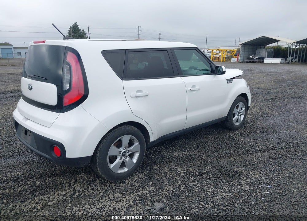 2018 KIA SOUL VIN: KNDJN2A26J7548238