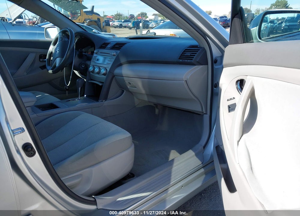 2007 TOYOTA CAMRY LE VIN: 4T1BE46K17U706645