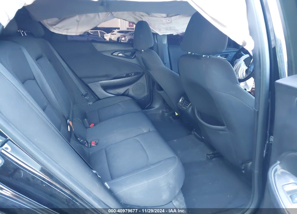 2018 CHEVROLET MALIBU LT VIN: 1G1ZD5ST5JF178185