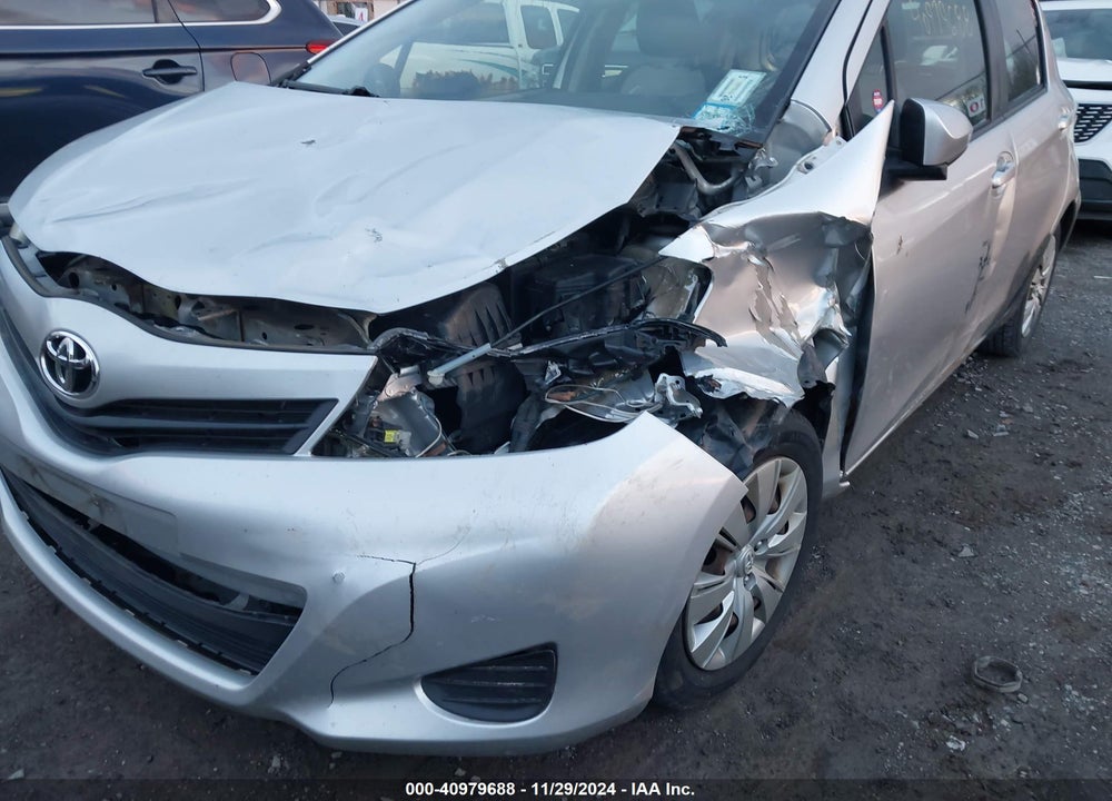2014 TOYOTA YARIS LE (TMC/CBU PLANT) VIN: JTDKTUD38ED577368