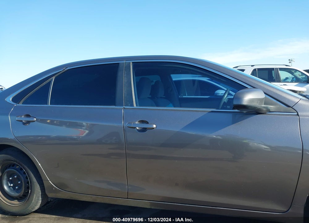 2017 TOYOTA CAMRY LE VIN: 4T1BF1FK7HU655200